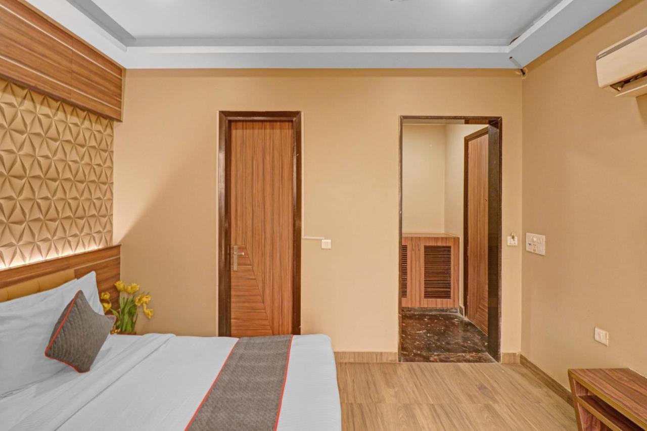 Townhouse 450 Dwarka Hotel Delhi  Exterior photo