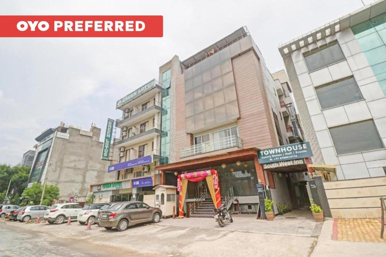 Townhouse 450 Dwarka Hotel Delhi  Exterior photo